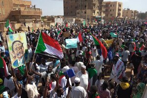 Manifestantes contra el golpe en Sudán desafían a militares con barricadas en las calles (Fuente: AFP)