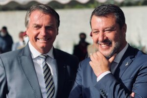 Los ultraderechistas Bolsonaro y Salvini, juntos en Italia. (Fuente: EFE)
