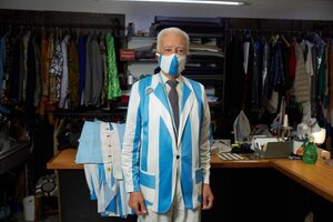 Jorge, el sastre "más argentino": en todas las elecciones diseña un nuevo traje patrio