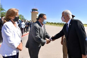 El gobernador de La Rioja, Ricardo Quintela, recibió al Ministro de Defensa, Jorge Taiana