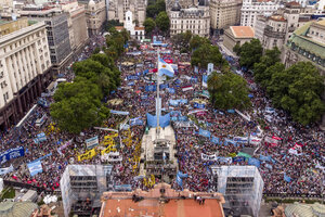 Las mejores fotos del Día de la Democracia (Fuente: AFP)