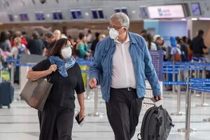 Se siguen cancelando vuelos por el avance de Ómicron