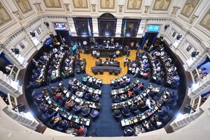 Presupuesto bonaerense: Kicillof destacó el “acto de consenso y responsabilidad institucional” (Fuente: Prensa Diputados BA)
