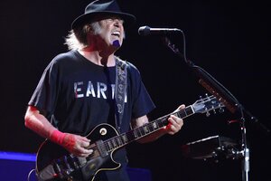 Spotify se queda con el podcast de un antivacunas y sin la música de Neil Young  (Fuente: EFE)