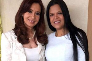 El abrazo entre Cristina Kirchner y la hija de Chávez en Honduras