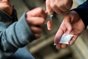 Cocaína adulterada: cómo es la droga que se consume en Argentina y qué efecto tiene en el cuerpo (Fuente: NA)