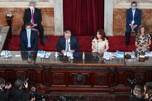 Alberto Fernández, el año pasado, al inaugurar las sesiones parlamentarias junto a CFK y Sergio Massa. (Fuente: NA)