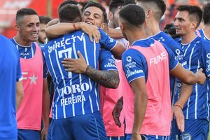 Godoy Cruz sorprendió a Huracán en Parque Patricios  (Fuente: Fotobaires)