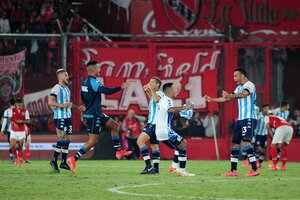 Copa de la Liga: Racing le ganó sobre la hora a Independiente (Fuente: Fotobaires)