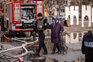 Acusaciones cruzadas y ultimátum ruso por la asediada ciudad de Mariupol