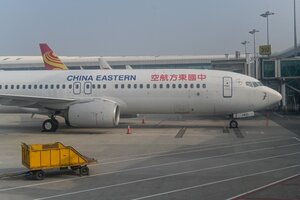 Un avión con 132 personas a bordo se estrelló en China