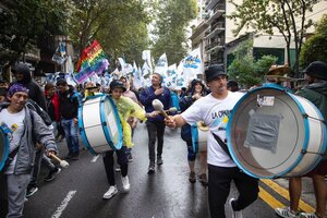 Multitudinaria movilización de La Cámpora a Plaza de Mayo