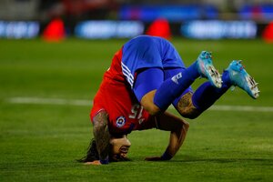 Eliminatorias: Chile se quedó sin Mundial y encima le hicieron un gol de chilena (Fuente: EFE)