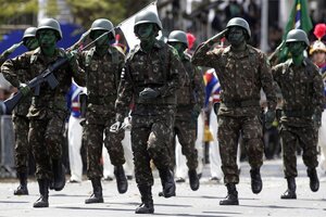 Hay que derrotar políticamente a los militares brasileños (Fuente: Xinhua)