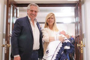 Alberto Fernández y Fabiola Yáñez presentaron a su hijo Francisco (Fuente: Presidencia)