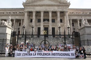 Violencia institucional: reclamaron la sanción de la ley para prevenirla