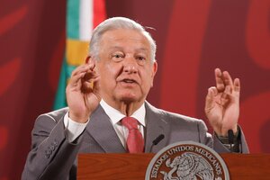 Andrés Manuel López Obrador se opone a que Estados Unidos deje fuera de la Cumbre de las Américas a Cuba, Venezuela y Nicaragua.