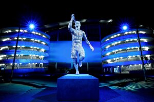 Sergio "Kun" Agüero ya tiene su estatua en el estadio del Manchester City
