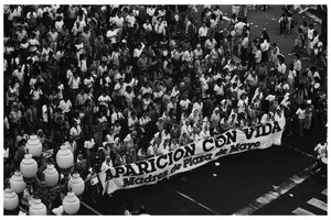 El 9 de septiembre DE 1989, cerca de 500 mil personas marcharon contra los indultos. (Fuente: Télam)