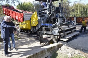 El intendente de Tigre, Julio Zamora, monitoreó nuevos trabajos de pavimentación