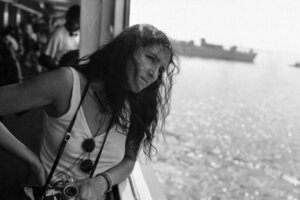 Adriana Lestido presenta "Metrópolis": sus primeras fotos, los ‘90 y la emoción de Juan Forn 