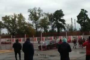 Detuvieron al menos 60 personas tras un enfrentamiento entre barras de Independiente  en Avellaneda