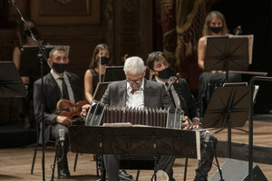 Mosalini en el Teatro Colón, en marzo de 2021, por el centenario de Piazzolla.  (Fuente: Télam)