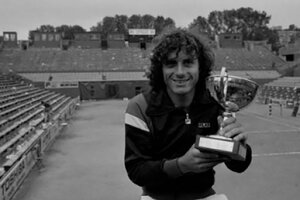 Vilas hizo historia en Roland Garros en 1977. Doce años después jugó su último partido (Fuente: AFP)