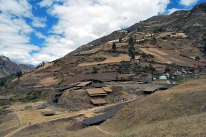 Perú: arqueólogos hallaron una nueva red de pasadizos ocultos debajo de un templo de más de 3.000 años   (Fuente: EFE)