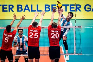 Argentina sumó su primer triunfo en la Liga de las Naciones de Vóleibol (Fuente: Prensa feva)