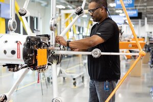 Amazon comenzará a entregar paquetes con drones en Estados Unidos