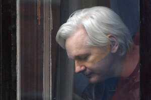 Assange prisionero político de Estados Unidos y Gran Bretaña. (Fuente: EFE)
