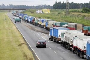Transportistas anunciaron un paro nacional en reclamo por el desabastecimiento de gasoil
