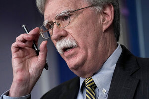 La confesión de un diplomático norteamericano: "He ayudado a planear golpes de Estado en otros países" (Fuente: AFP)