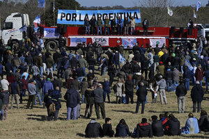 El acto central de la Mesa de Enlace en Gualeguaychú, con escasa concurrencia (Fuente: AFP)