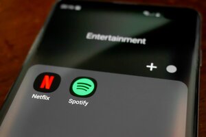 Suba del dólar turista: qué pasa con Netflix, Spotify y el resto de las plataformas