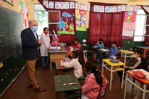 Analizan dos alternativas económicas para sumar una hora más de clases en Salta