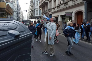 La policía federal demoró al hombre que amenazó a Cristina Kirchner frente al Instituto Patria (Fuente: Télam)