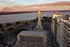 Incendios en el Delta: se quemaron más de 10 mil hectáreas frente a Rosario y la Justicia no encuentra culpables (Fuente: Télam)