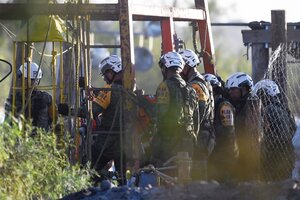México: se demora el rescate de los 10 mineros por las condiciones climáticas (Fuente: AFP)
