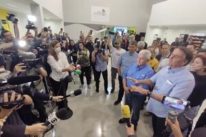 El presidente Jair Bolsonaro habla con la prensa en San José dos Campos / Captura video