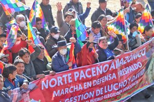 Bolivia | Luis Arce y David Choquehuanca encabezan movilización "contra los intentos de desestabilización"