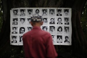 El Salvador conmemora un nuevo aniversario de la masacre de Río Gualsinga (Fuente: EFE)