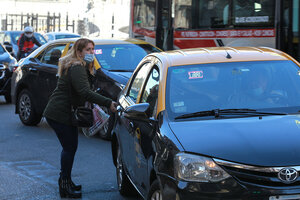 Aumentan 50% los taxis en CABA: cuánto costará la bajada de bandera (Fuente: Jorge Larrosa)