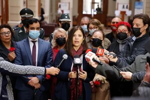 Chile | Ministerio de Justicia presenta 17 querellas por crímenes ocurridos en la dictadura cívico militar y anuncia que habrá 60 más  