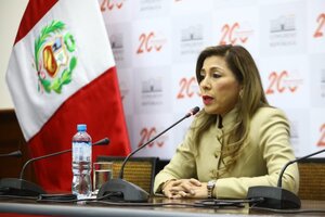Perú | Presidenta del Congreso afirma que en uno o dos meses caerá Pedro Castillo