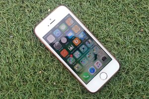 IPhone 14: la filosa crítica de la hija de Steve Jobs al nuevo modelo de celular de Apple
