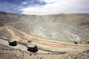 Chile: trabajadores de la mayor mina de cobre del mundo inician un plan de huelga  (Fuente: AFP)