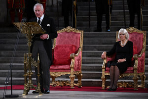 El rey Carlos III se dirigió al Parlamento por primera vez  