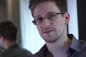 Vladimir Putin le otorgó la nacionalidad rusa a Edward Snowden